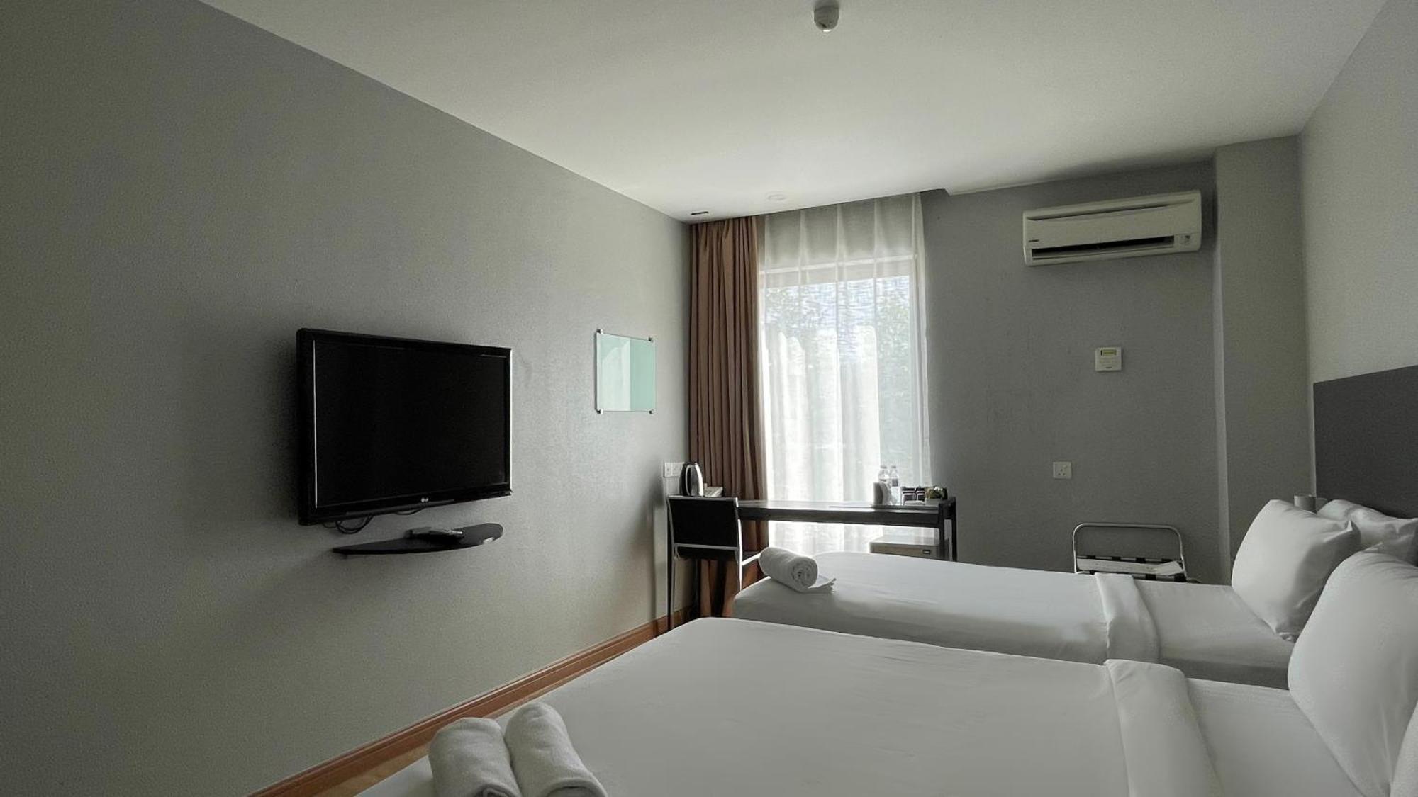 The Leverage Business Hotel - ראוואנג מראה חיצוני תמונה