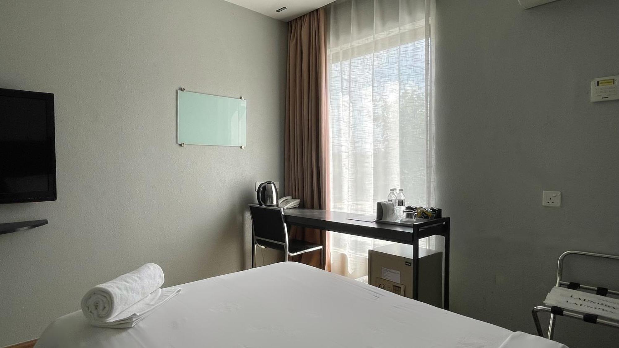 The Leverage Business Hotel - ראוואנג מראה חיצוני תמונה