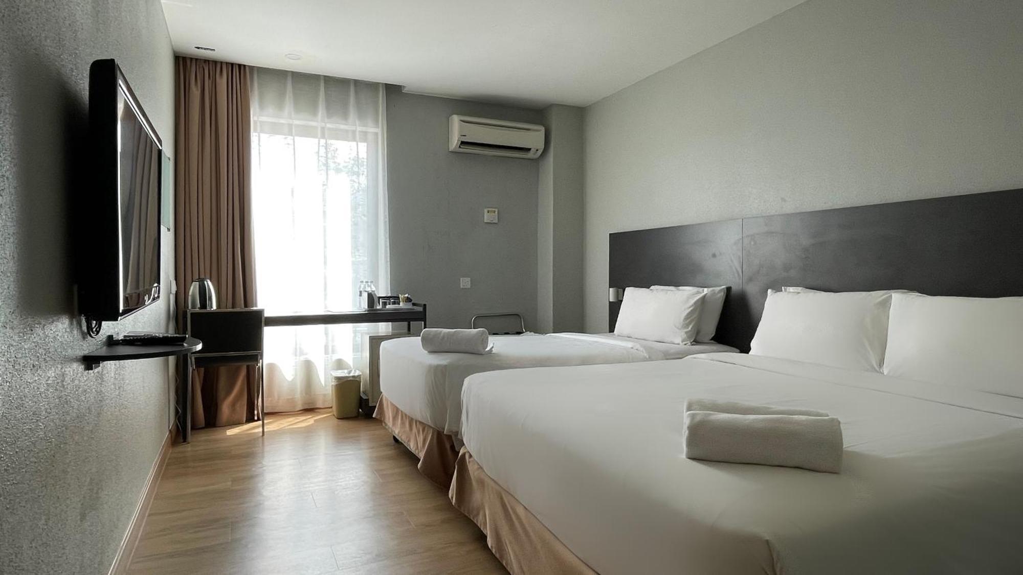 The Leverage Business Hotel - ראוואנג מראה חיצוני תמונה
