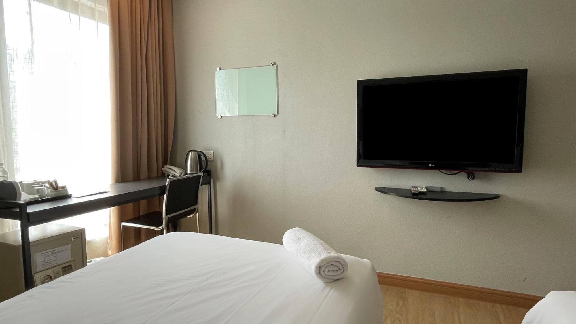 The Leverage Business Hotel - ראוואנג מראה חיצוני תמונה