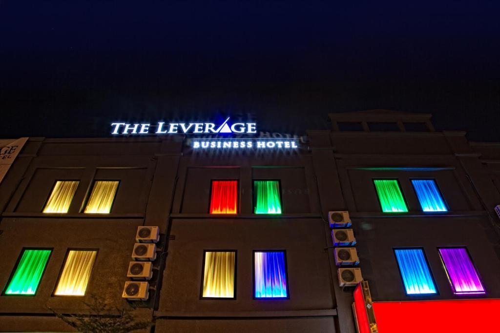 The Leverage Business Hotel - ראוואנג מראה חיצוני תמונה
